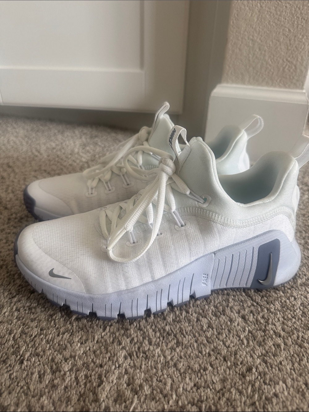 Nike Free Metcon 6 Sneakers White Half Blue Silver